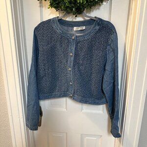 D.F. II Denim Cropped Button w/ Ruching Material in Front-Size XL